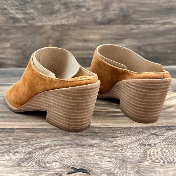 NIB Sofft Strathmore 8.5M Italian Suede Wedge Ruched Open Toe Slide Sandals - Picture 6 of 9